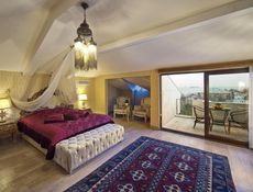 Deluxe Suite With Sea View And Balcony