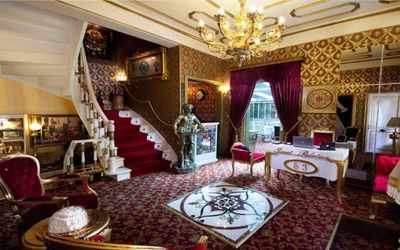 Sultan Tuğra Hotel · 2