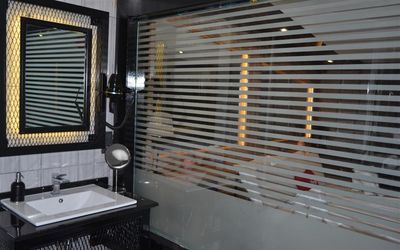Gümüş Palace Suites · 4