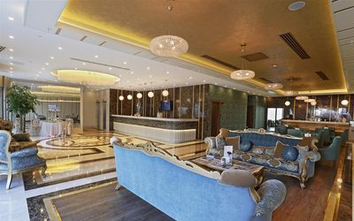 The Grand Mira Hotel · 5