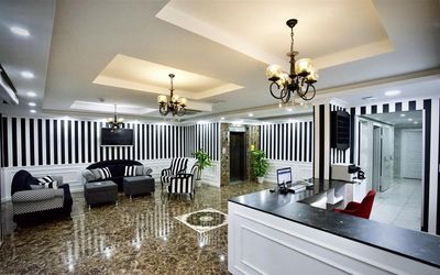 Cnr İnci Hotel · 2