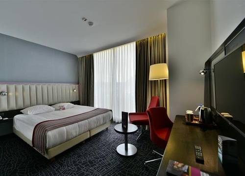 turkiye/istanbul/kucukcekmece/park-inn-by-radisson-istanbul-ataturk-airport-1027264922.png