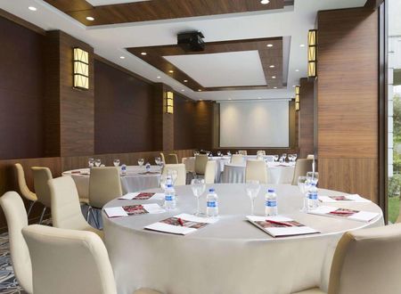 turkiye/istanbul/kucukcekmece/ramada-encore-ista_16ec8d29.jpg