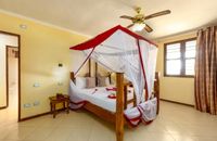 Deluxe Family, King and Twin B