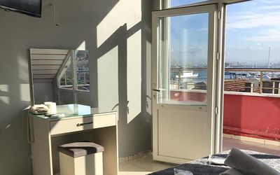 Liman Otel · 4