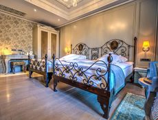 Ground Special Room