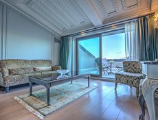 Family Room - Suite with Balcony