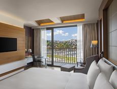 Deluxe Oda Marina Manzaralı