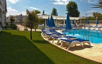 Bodega Otel · 3