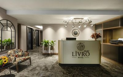 Livro Hotel · 3