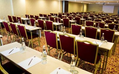 Grand Aras Hotel & Suites · 4