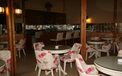 East Suite Hotel · 5