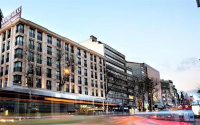 Grand Aras Hotel & Suites · 2