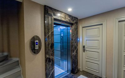 Homelike Hotel · 5