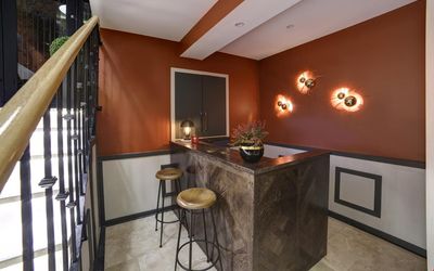 The Fox Hotels · 3