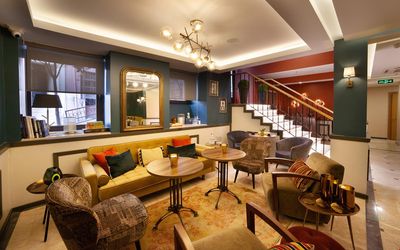 The Fox Hotels · 4