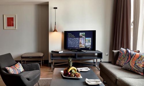 turkiye/istanbul/sisli/the-sofa-hotel-9c00857b.png