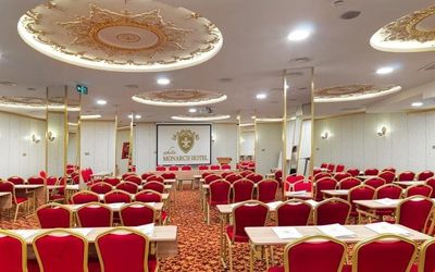 White Monarch Hotel · 2