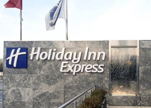 turkiye/istanbul/uskudar/holiday-inn-express-istanbul-altunizade-2000-a4699e55.png