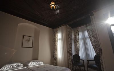 Veni Vidi Dormi · 2