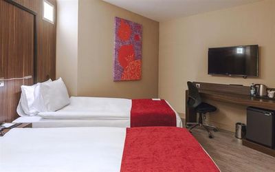 Ramada Encore İzmir · 5