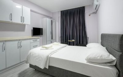 Yeni Mavi İzmir Oteli · 3