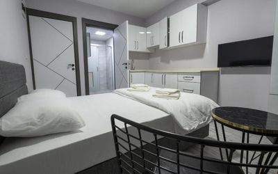 Yeni Mavi İzmir Oteli · 2