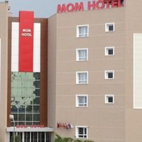 Mom Hotel