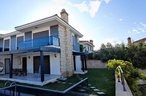 turkiye/izmir/cesme/12b151f2416b4b4b9e30baf374f9282902cfa1bf4b3043d59ba42baf4deb99dc.jpg