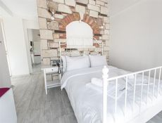 Superior Room Cumbalı Fransız Balkon Bahçe Manzara