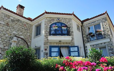 Alaçatı Sultan Konak · 2