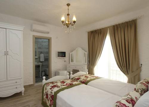 turkiye/izmir/cesme/alya-mou-butik-hotel_4bd75c3a.jpg