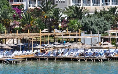 Ladin Otel · 2