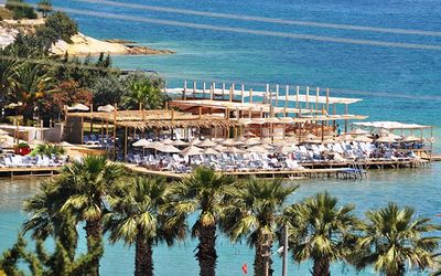 Ladin Otel · 3