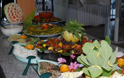 Ladin Otel · 5