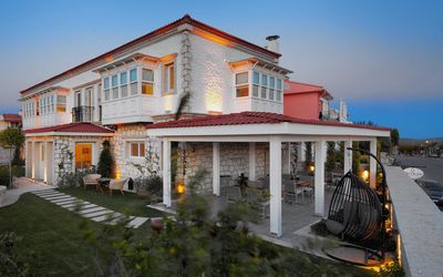 Eritrina Alaçatı · 4