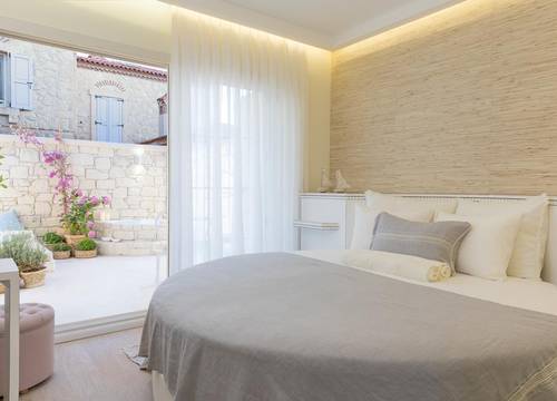 turkiye/izmir/cesme/likor-hanim-butik-otel_3968fdaf.jpg
