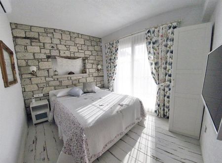 turkiye/izmir/cesme/morisi-konak-alacati-7daeb2b6.jpg