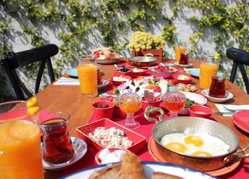 turkiye/izmir/cesme/morisi-konak-alacati_bb138961.jpg