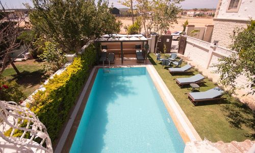 turkiye/izmir/cesme/nuriye-alacati-481271db.jpeg