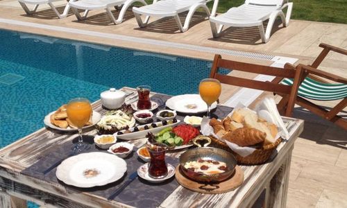 RUZGAR GULU HOTEL • ALACATI • 2⋆ TURKEY • RATES FROM $55
