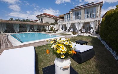 Sade Alaçatı · 4