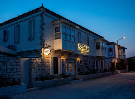 turkiye/izmir/cesme/sedirli-ev-alacati_001db2de.jpg
