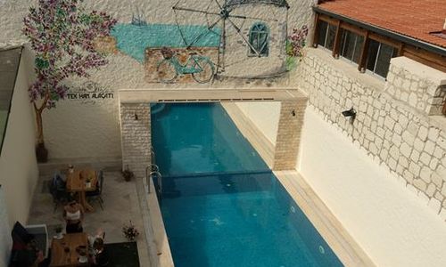 turkiye/izmir/cesme/tek-han-alacati_3dcf6360.jpg