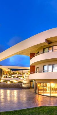 DoubleTree by Hilton Izmir Airport