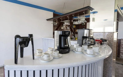 Sellarius Hotels · 4