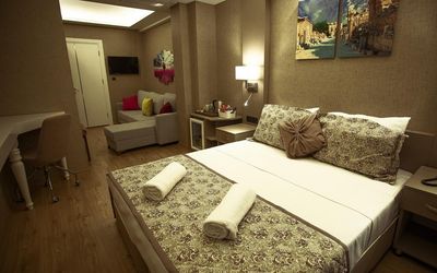 Hotel İz · 2
