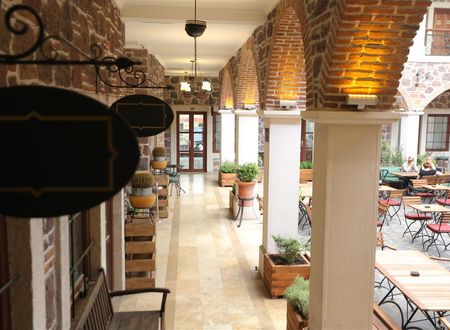 turkiye/izmir/konak/l-agora-old-town-hotel-bazaar-5d6d115d.jpg