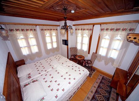 turkiye/izmir/odemis/birgi-ata-konagi-9d3f08f9.jpg