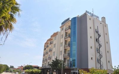 Royal Nas Resort · 3